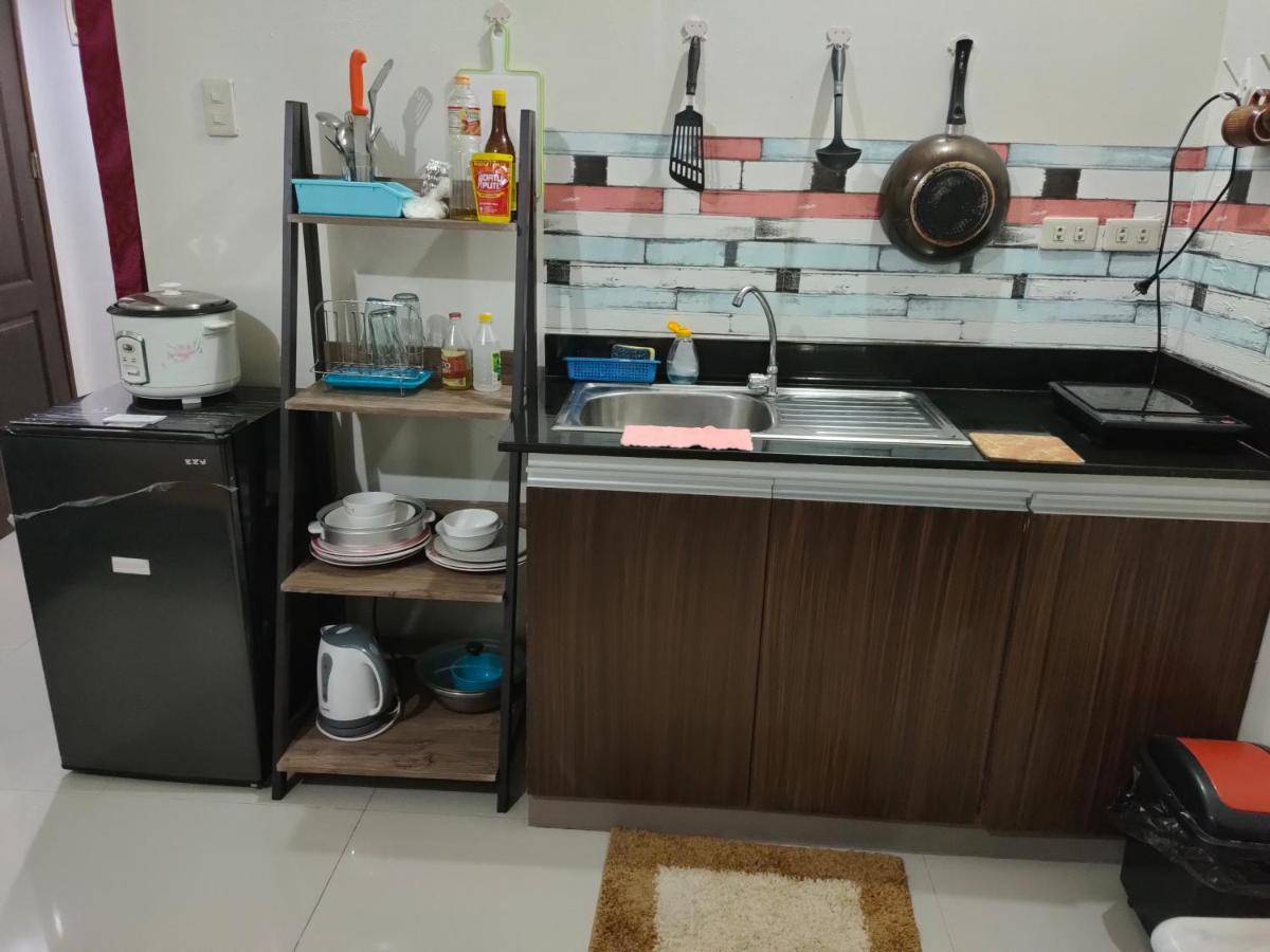 Mhavic Family Room ,Group Friend Good For 6 Guest Paranaque City Kültér fotó